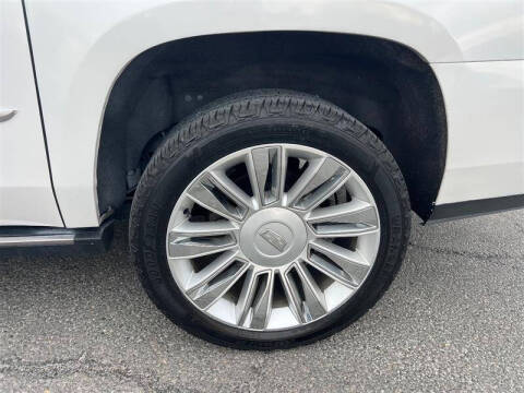 2016 Cadillac Escalade ESV Platinum