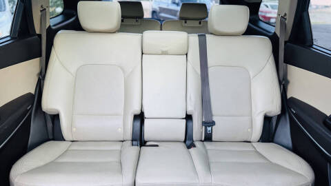 2017 Hyundai Santa Fe Limited Ultimate