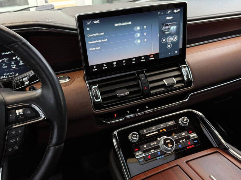 2023 Lincoln Navigator Reserve