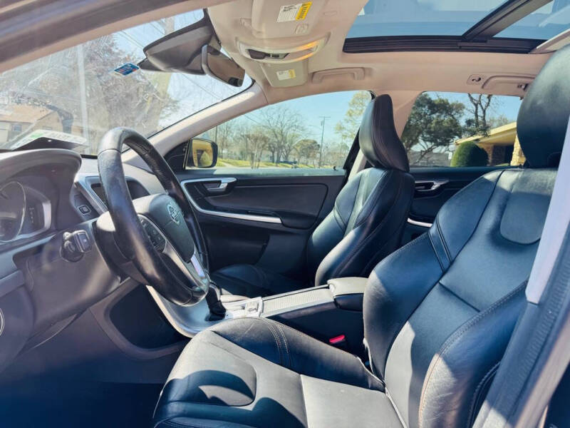2017 Volvo XC60 T5 Dynamic