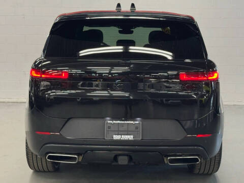 2024 Land Rover Range Rover Sport P360 SE
