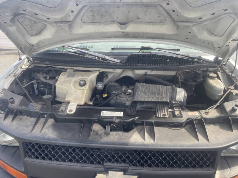 2005 Chevrolet Express 2500