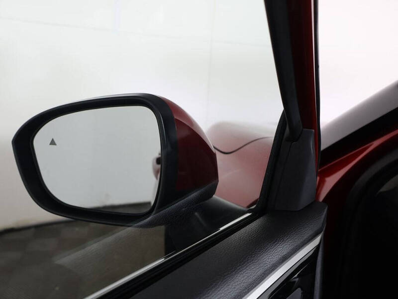 2025 Mitsubishi Outlander ES