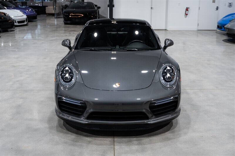 2017 Porsche 911 Turbo