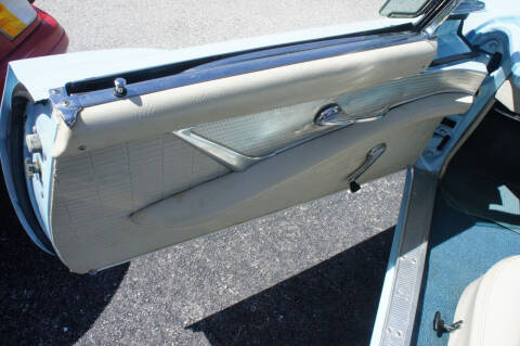 1957 Ford Thunderbird