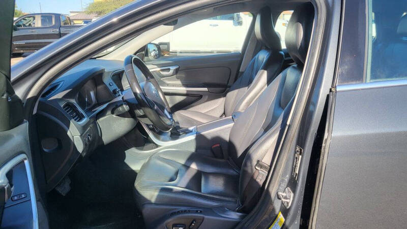 2016 Volvo V60 T5 Drive-E Premier