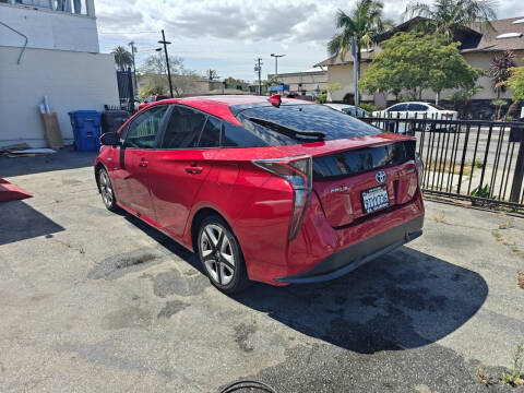2016 Toyota Prius Four Touring