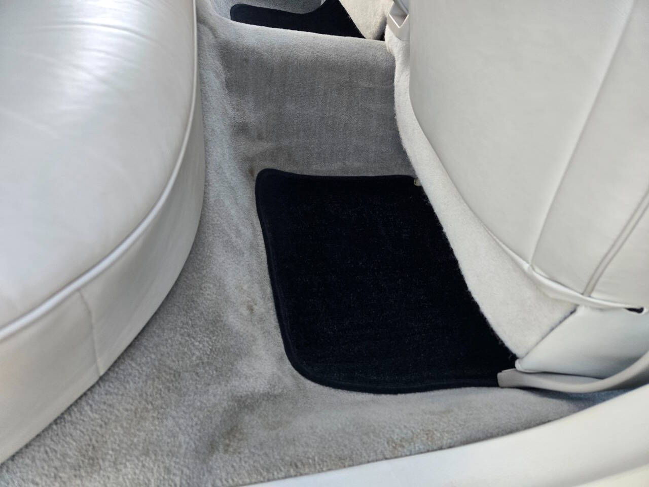 1997 Lincoln Town Car 129