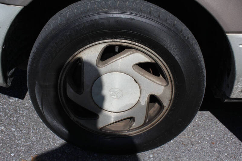 1998 Toyota Sienna LE