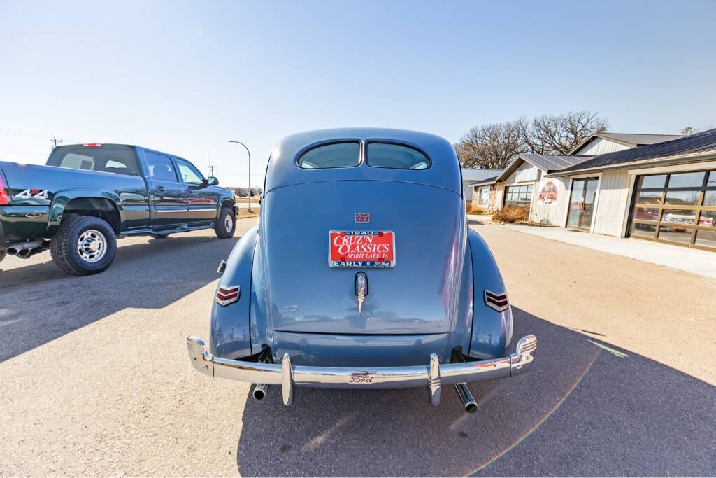 1940 Ford DELUXE V8 79