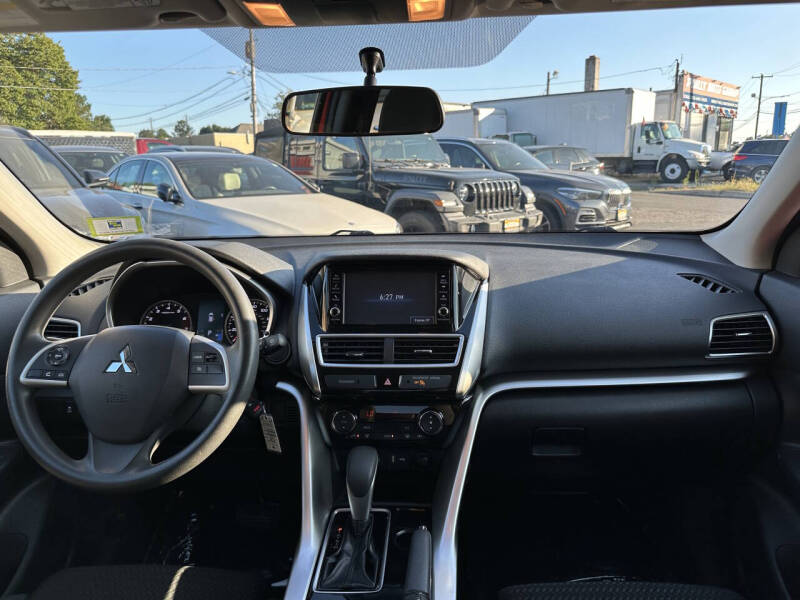 2020 Mitsubishi Eclipse Cross ES