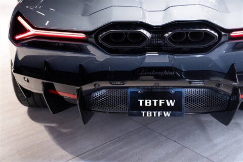 2024 Lamborghini Revuelto