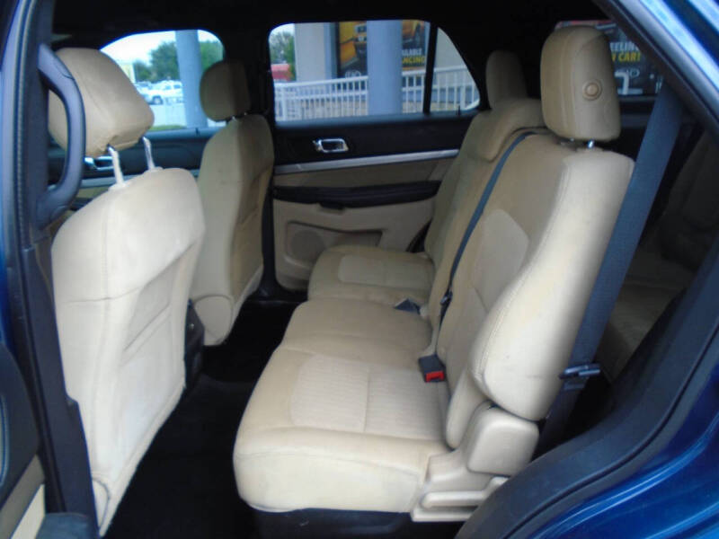 2016 Ford Explorer