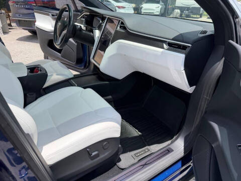 2017 Tesla Model X 75D