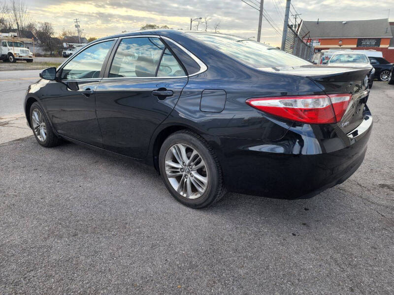 2015 Toyota Camry SE