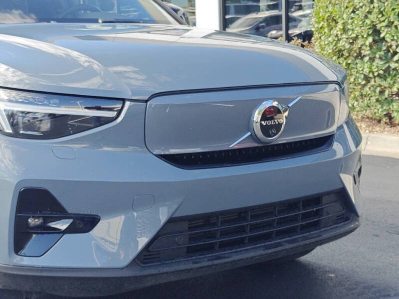 2023 Volvo C40 Recharge Twin Ultimate