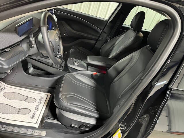 2021 Ford Mustang Mach-E