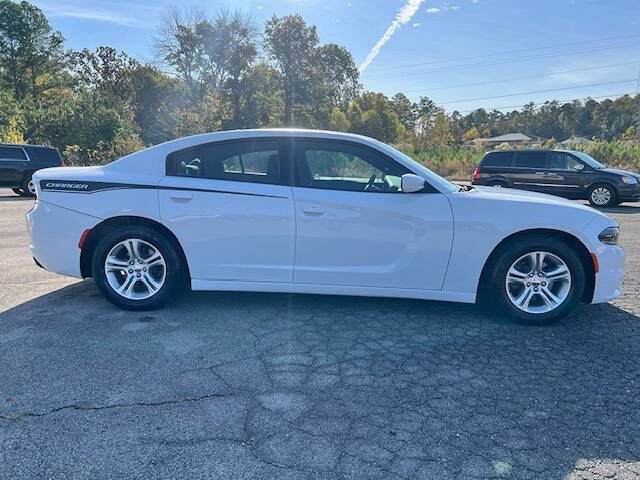 2017 Dodge Charger SE
