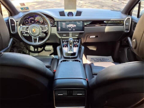 2020 Porsche Cayenne Coupe