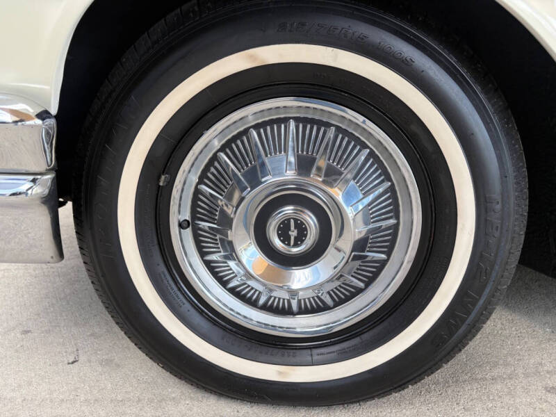 1964 Ford Thunderbird