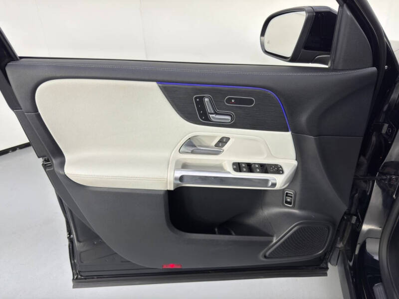 2023 Mercedes-Benz GLB GLB 250