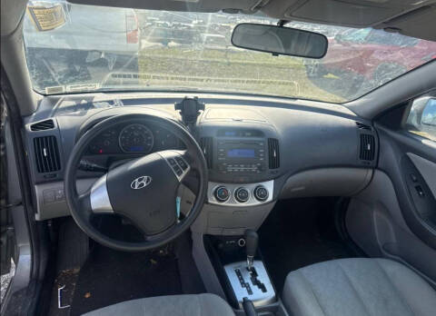 2010 Hyundai Elantra Blue