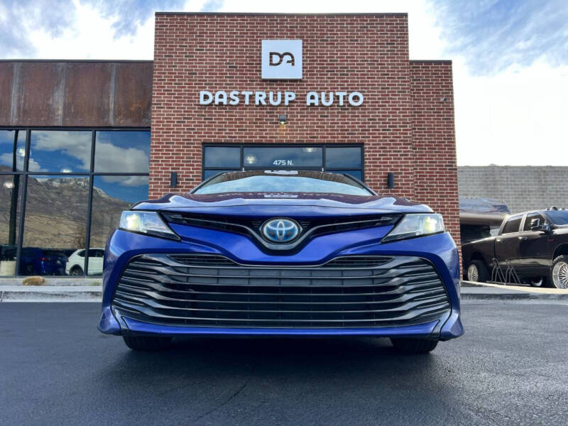 2018 Toyota Camry Hybrid LE