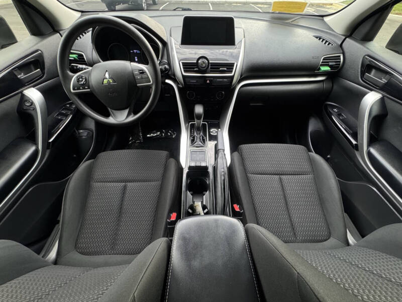 2019 Mitsubishi Eclipse Cross LE