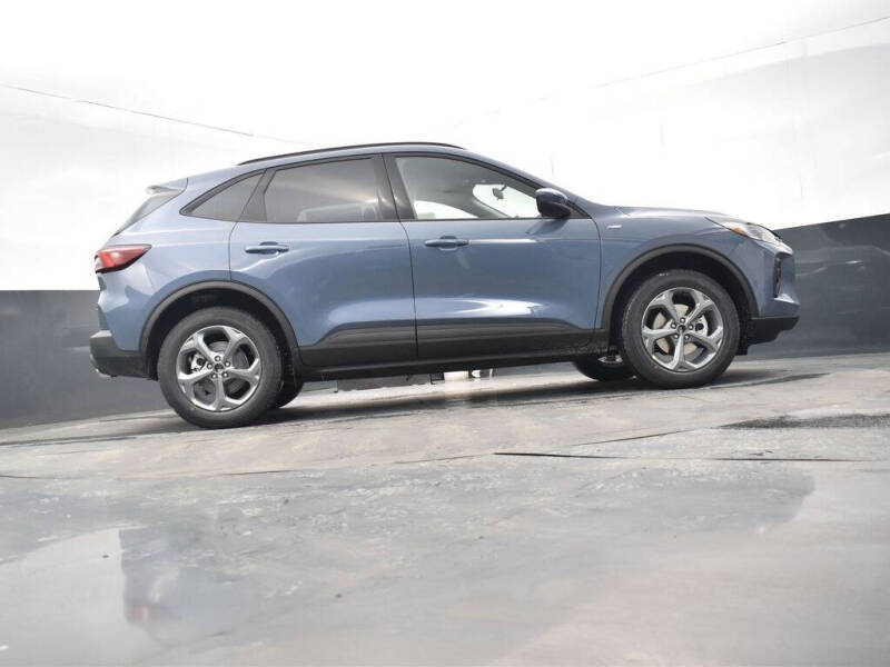 2026 Ford Escape Hybrid ST-Line Select