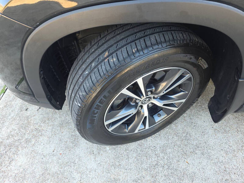 2017 Toyota Highlander LE Plus