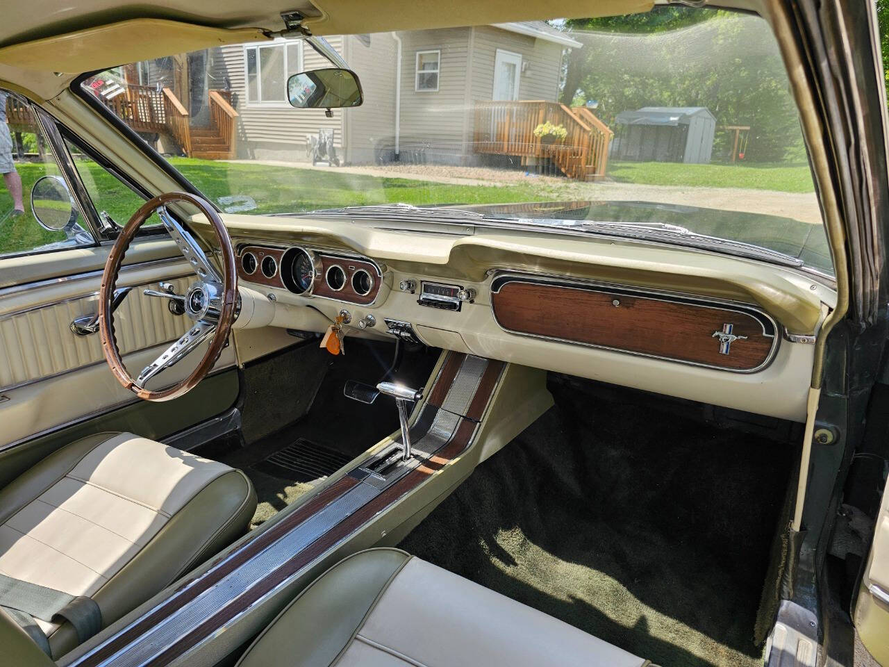1965 Ford Mustang 150