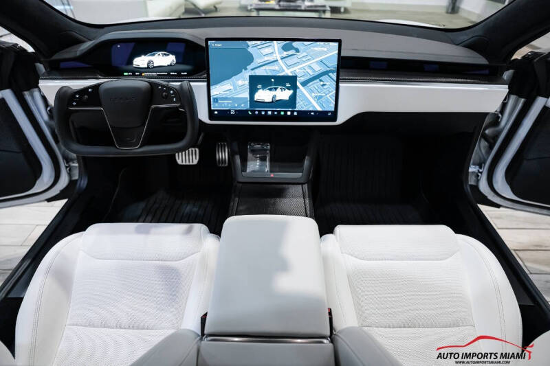 2023 Tesla Model S Standard Range