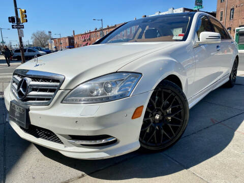 2011 Mercedes-Benz S-Class S 550 4MATIC