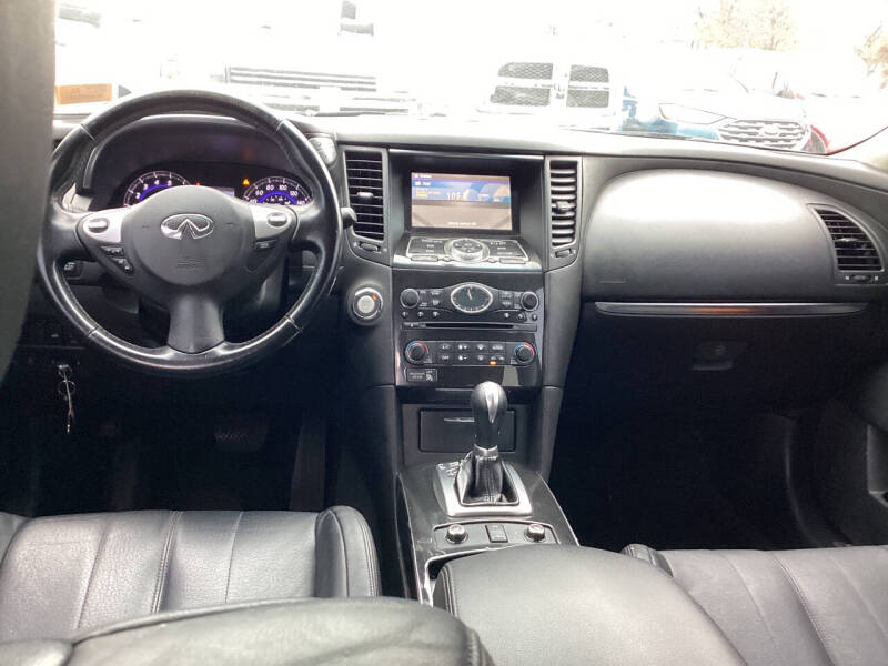 2014 Infiniti QX70