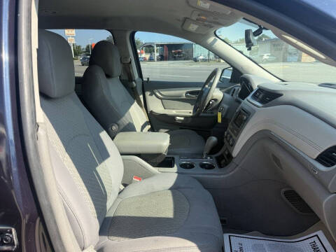 2017 Chevrolet Traverse LS