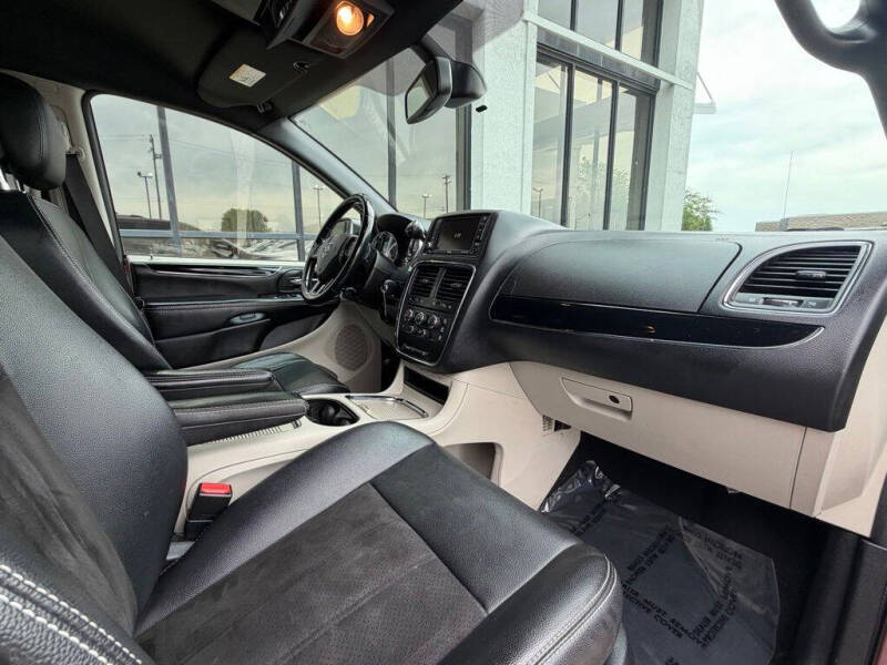 2020 Dodge Grand Caravan SXT
