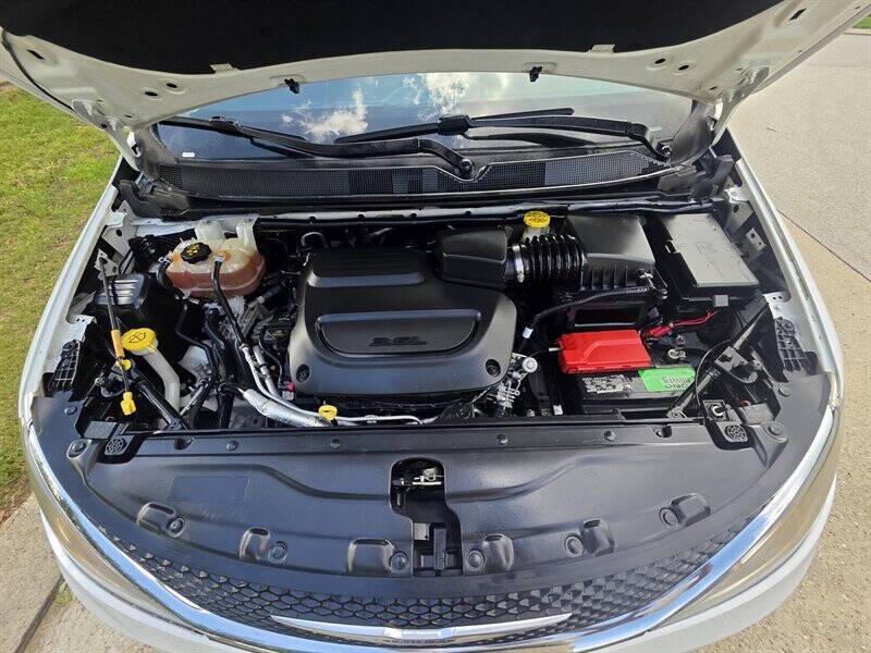 2019 Chrysler Pacifica Touring L