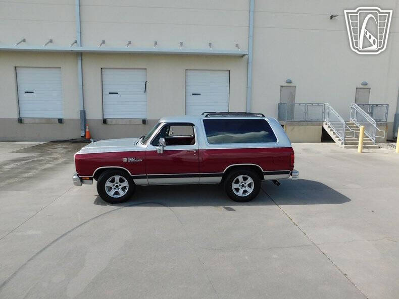 1988 Dodge Ramcharger 100