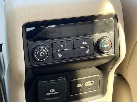 2022 GMC Acadia Denali