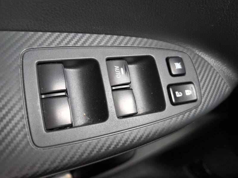 2024 Mitsubishi Eclipse Cross ES