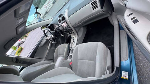 2013 Toyota Corolla LE