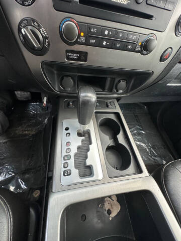 2013 Nissan Armada Platinum