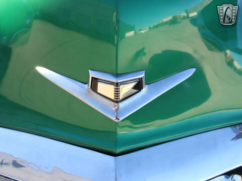1953 Kaiser Manhattan