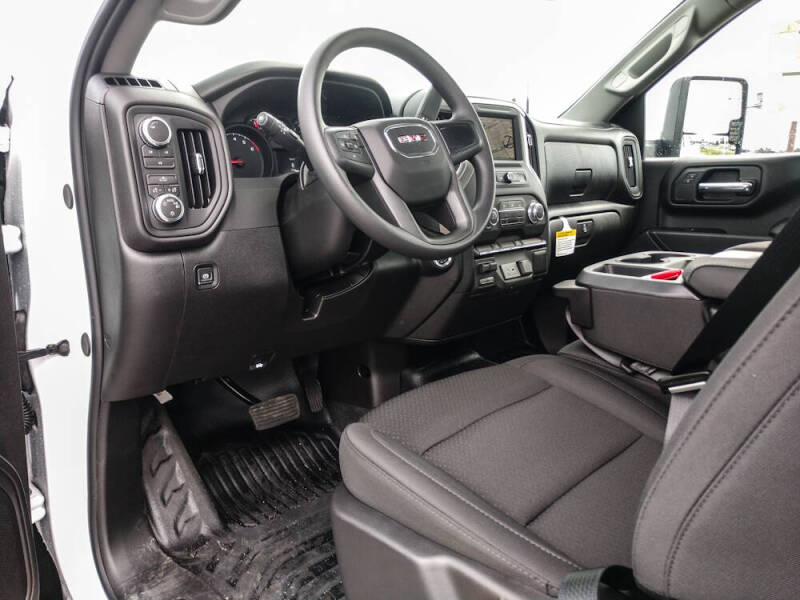 2026 GMC Sierra 2500HD Pro