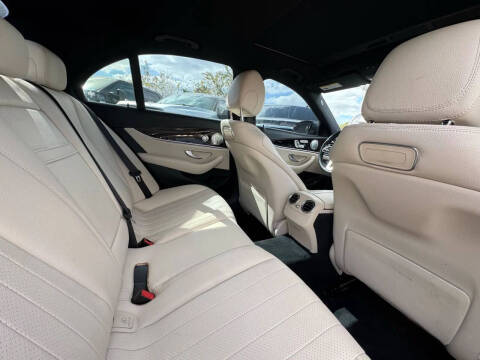 2019 Mercedes-Benz E-Class E 300