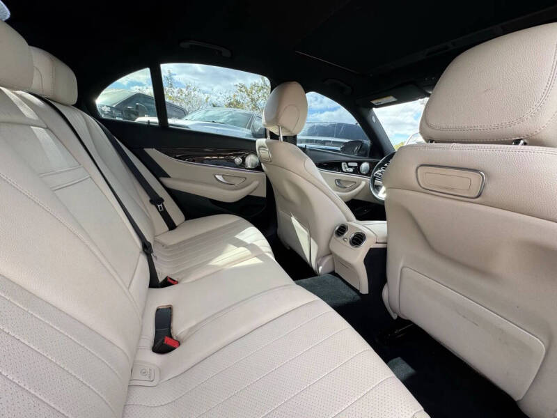 2019 Mercedes-Benz E-Class E 300