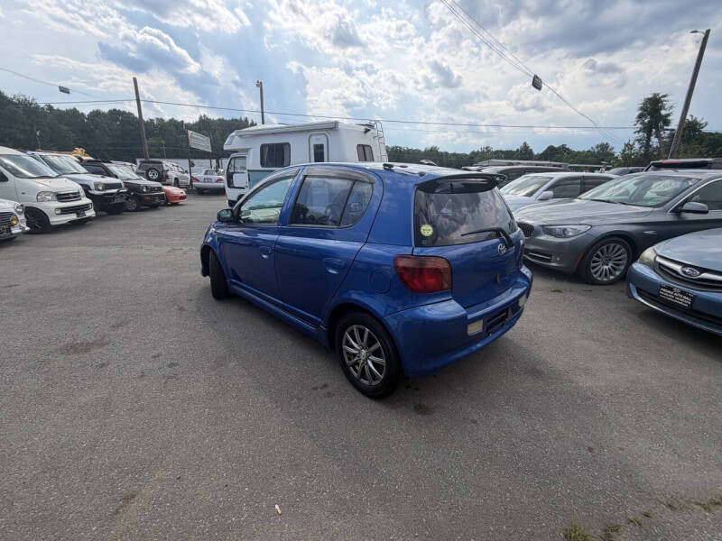 2000 Toyota Vitz
