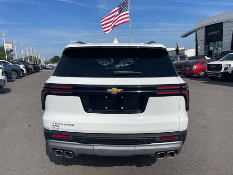 2025 Chevrolet Traverse LT