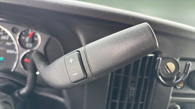 2022 Chevrolet Express LS 3500