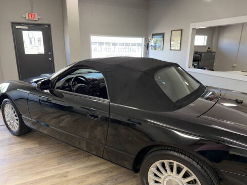 2005 Ford Thunderbird Deluxe